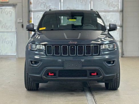 Used 2017 Jeep Grand Cherokee Trailhawk image 2