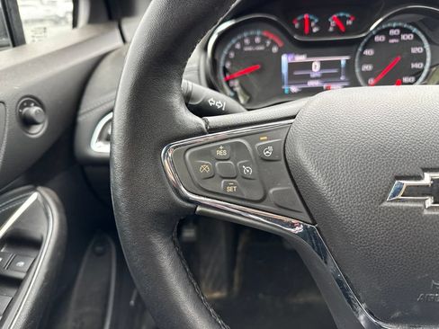 Used 2016 Chevrolet Cruze Premier FWD image 17