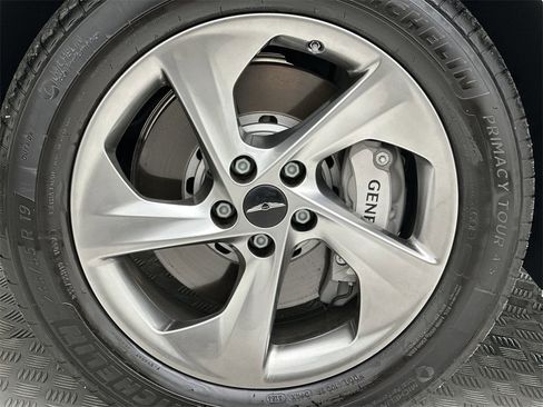 Used 2026 Genesis GV70 2.5T Advanced image 10