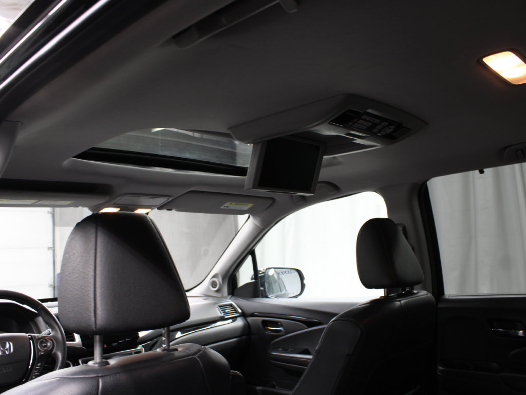Used 2018 Honda Pilot Touring image 56