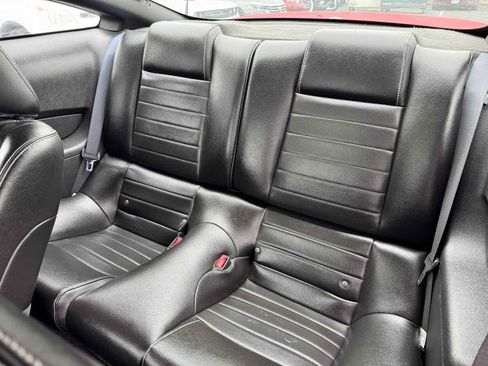 Used 2010 Ford Mustang Premium RWD image 29