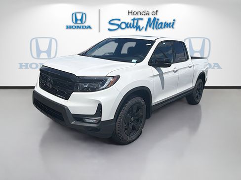 New 2026 Honda Ridgeline Black Edition image 3
