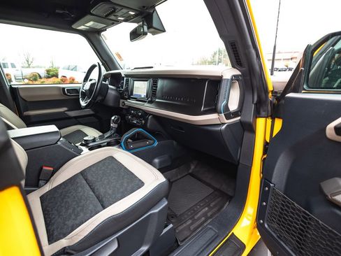 Used 2021 Ford Bronco Wildtrak image 34