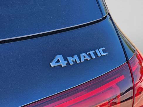 Used 2022 Mercedes-Benz GLE 450 4MATIC image 41