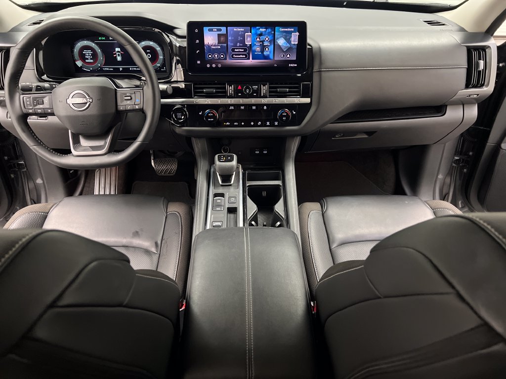 Used 2026 Nissan Pathfinder SL FWD image 45