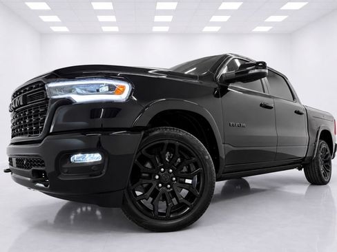 Used 2025 RAM 1500 Limited AWD/4WD image 5