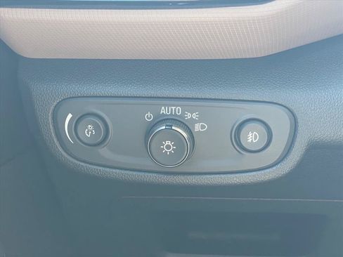 Used 2022 Chevrolet TrailBlazer ACTIV w/ Convenience Package FWD image 19