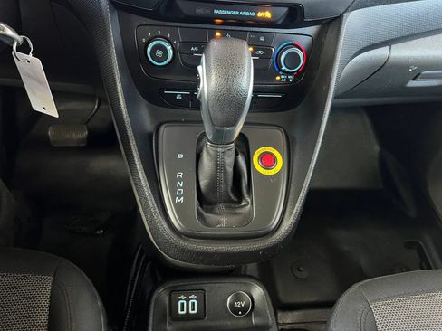 Used 2020 Ford Transit Connect XL FWD image 16