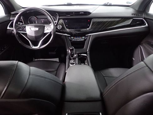 Used 2020 Cadillac XT6 Premium Luxury FWD image 34