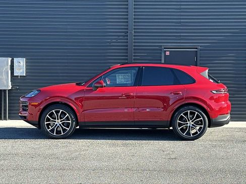 New 2025 Porsche Cayenne image 10