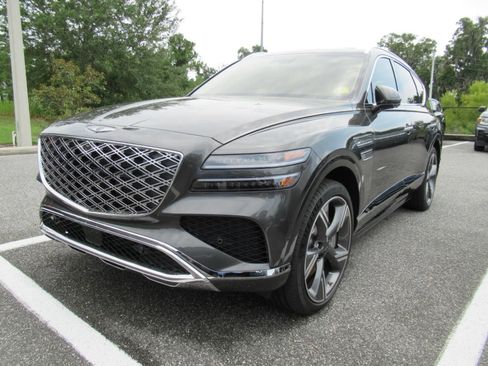 Used 2025 Genesis GV80 2.5T Prestige AWD/4WD image 2