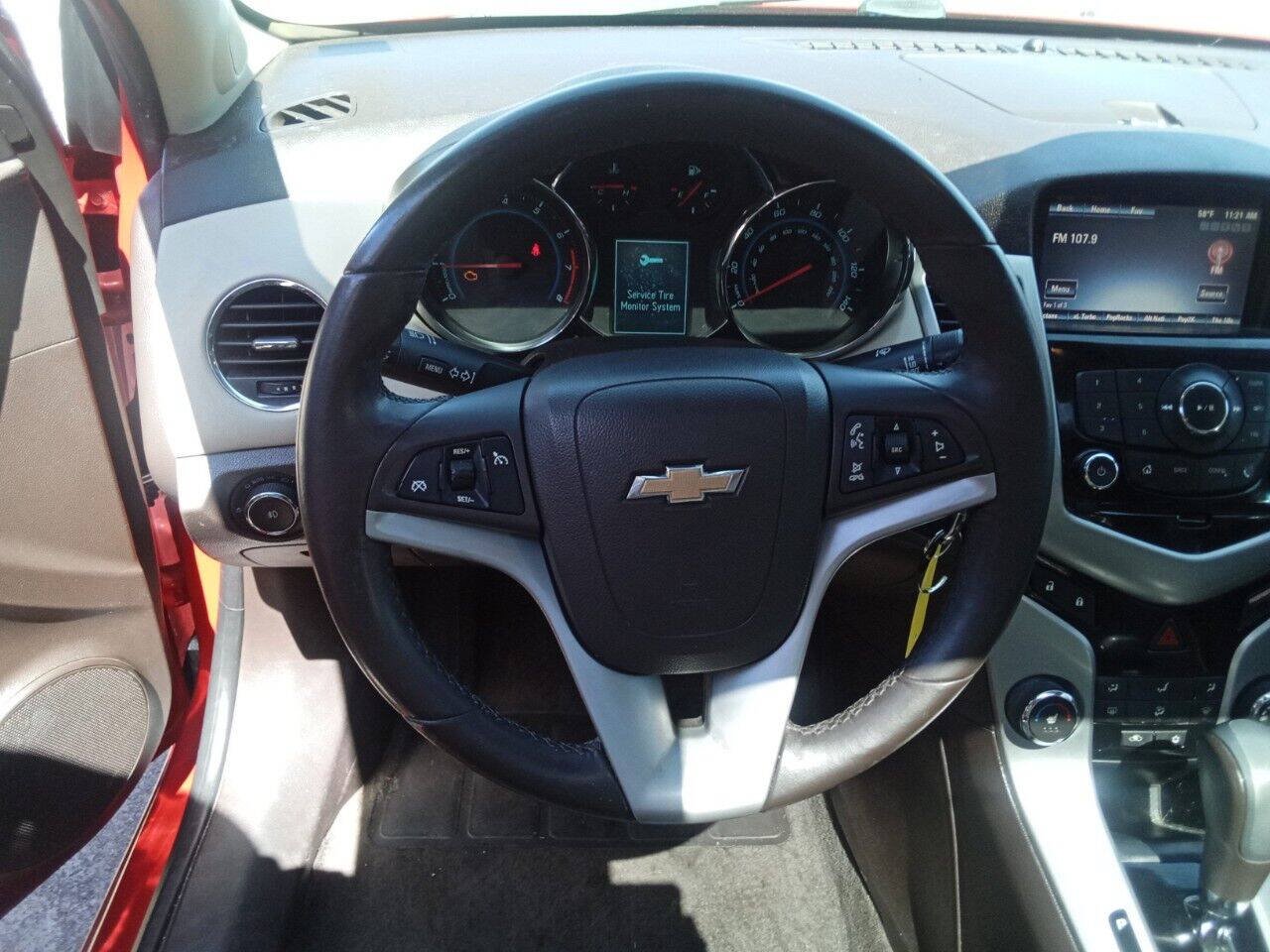 Used 2014 Chevrolet Cruze LT w/ RS Package FWD image 15