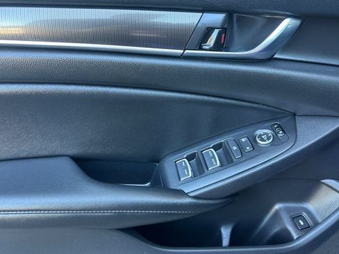Used 2021 Honda Accord Sport Special Edition image 12