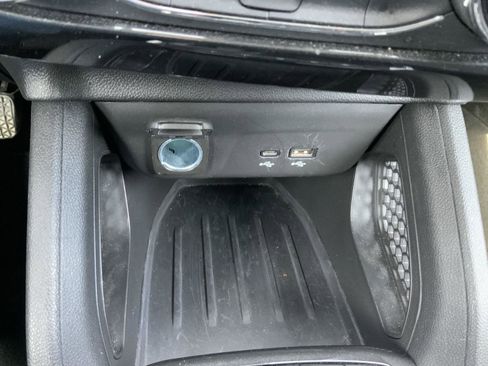 Used 2025 Chevrolet TrailBlazer LT image 40