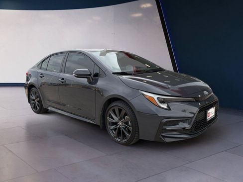 Certified 2025 Toyota Corolla SE w/ Convenience Package FWD image 7
