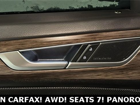 Used 2024 Volkswagen Atlas SEL Premium R-Line image 9