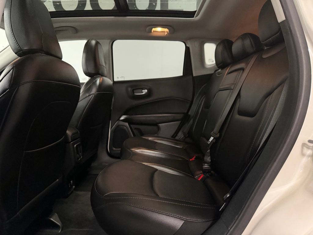 Used 2019 Jeep Compass Limited w/ Advanced Safety Group AWD/4WD image 10