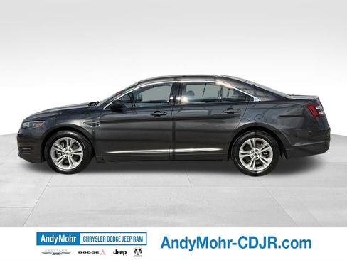 Used 2017 Ford Taurus SEL FWD image 4