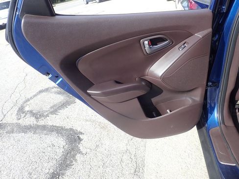 Used 2014 Hyundai Tucson SE AWD/4WD image 13