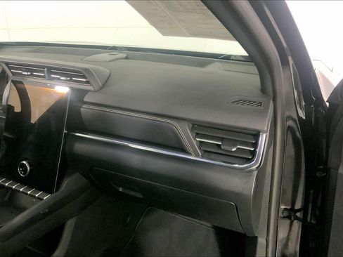 Used 2025 GMC Terrain Elevation AWD/4WD image 18