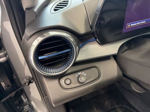 New 2026 Chevrolet Trax LT w/ Driver Confidence Package image 13