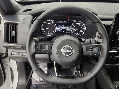 Used 2024 Nissan Pathfinder Rock Creek AWD/4WD image 13