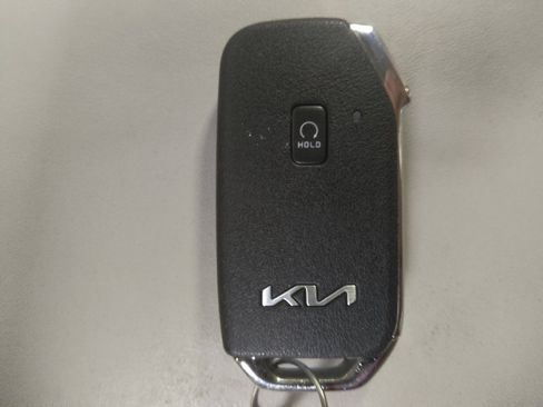 Used 2022 Kia Telluride EX w/ EX Premium Package FWD image 32