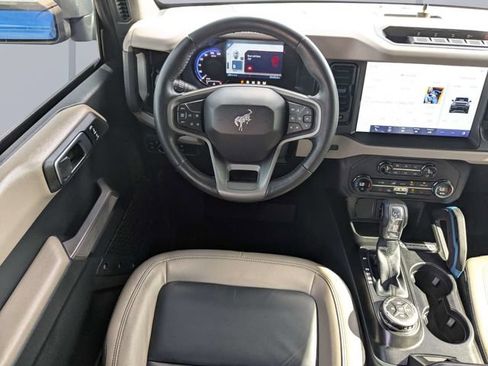 Used 2023 Ford Bronco Wildtrak AWD/4WD image 15