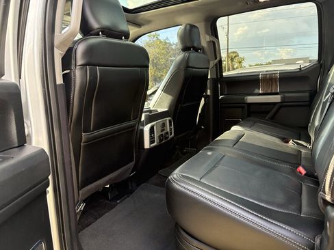 Used 2018 Ford F150 Lariat w/ Equipment Group 502A Luxury image 33