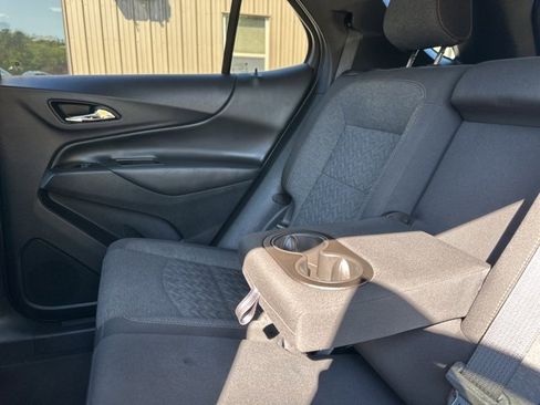 Used 2023 Chevrolet Equinox LT image 25