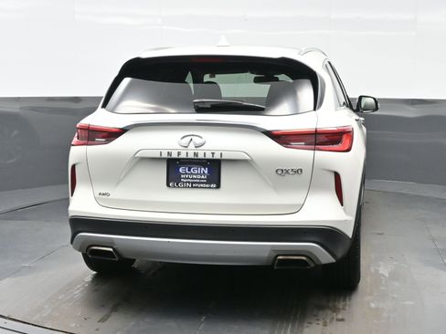 Used 2019 INFINITI QX50 Essential w/ Premium Heat Package image 5