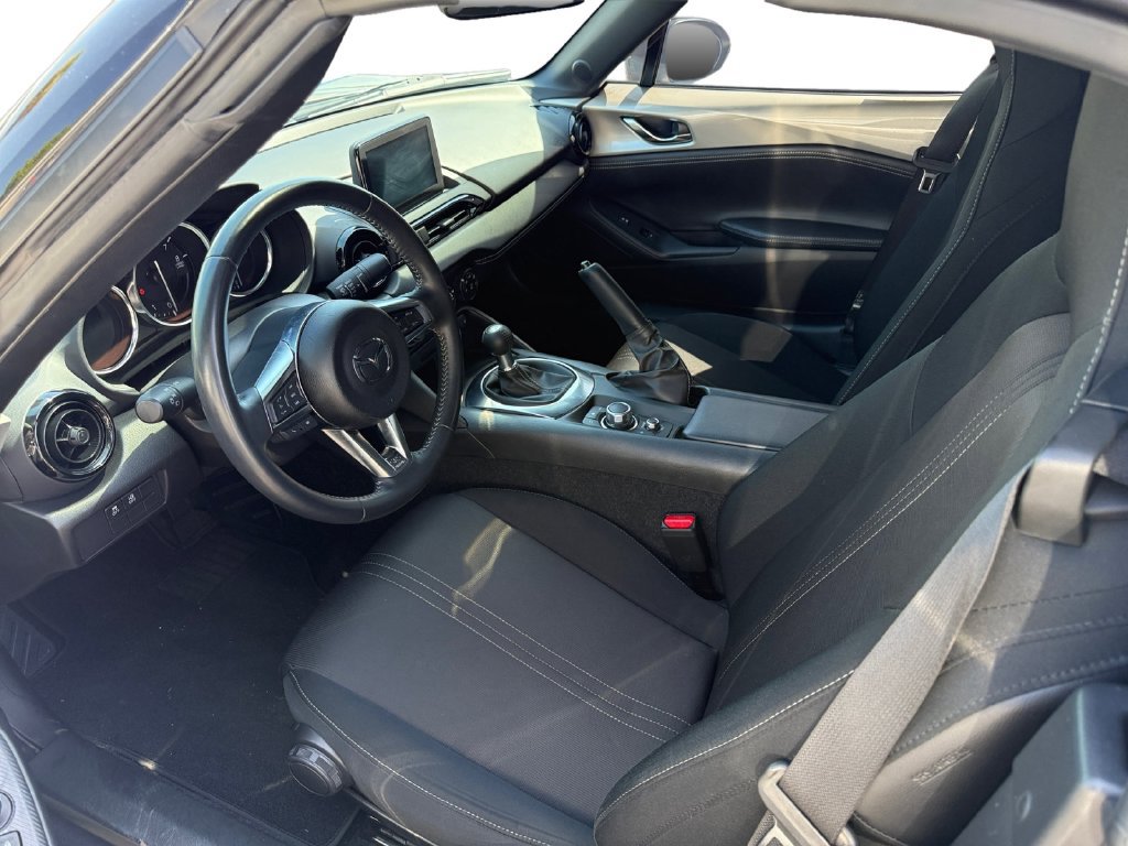 Certified 2022 MAZDA MX-5 Miata Club RWD image 10