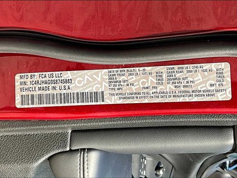 New 2025 Jeep Grand Cherokee Altitude image 19