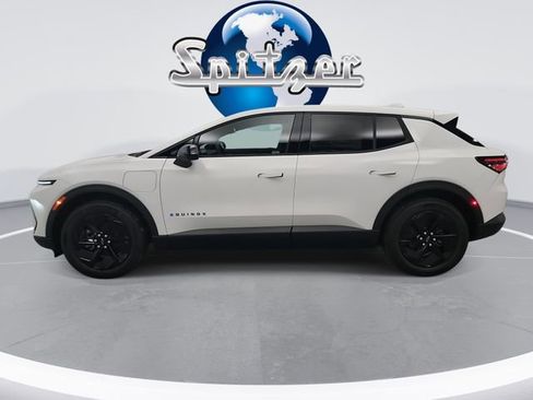 New 2026 Chevrolet Equinox EV LT image 6