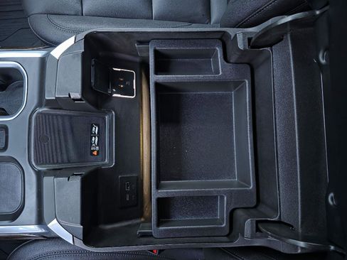 Used 2024 GMC Sierra 1500 Elevation w/ Elevation Premium Package image 22