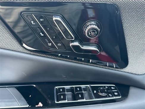 New 2025 Cadillac Optiq Sport 2 w/ LPO, Floor Liner Package image 29