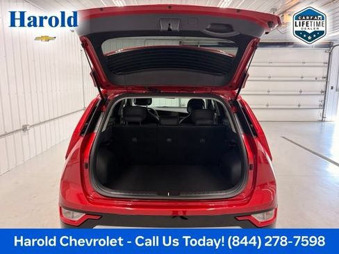 Used 2023 Kia Niro EX Touring FWD image 5