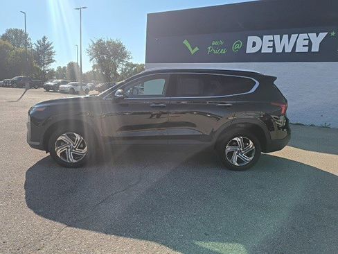 Used 2023 Hyundai Santa Fe SEL image 2