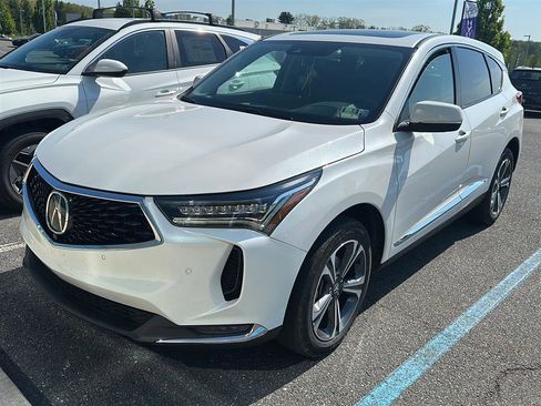 Used 2023 Acura RDX AWD w/ Advance Package image 2