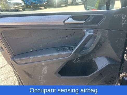 Used 2022 Volkswagen Tiguan S image 47
