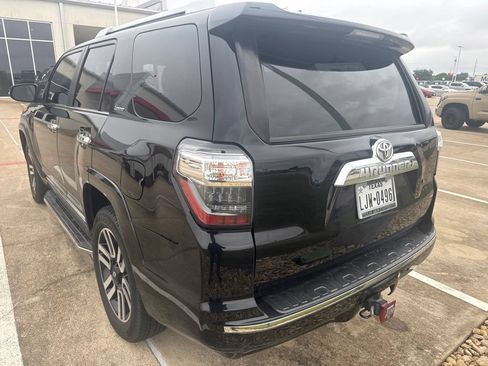 Used 2018 Toyota 4Runner Limited RWD image 11