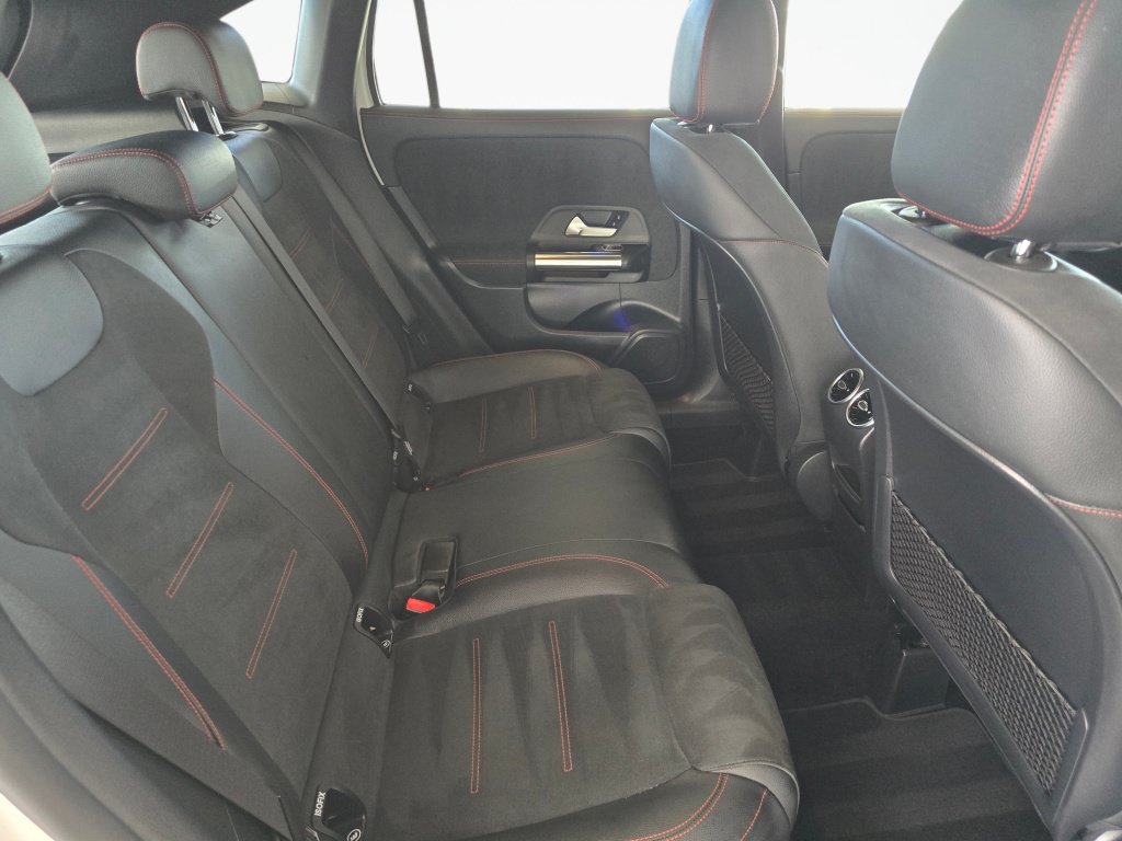 Used 2022 Mercedes-Benz GLA 250 4MATIC image 40