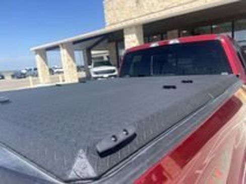 Used 2018 Ford F150 Lariat w/ FX4 Off-Road Package image 6