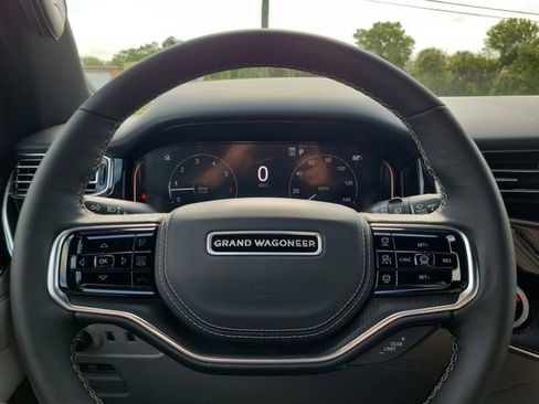 New 2026 Jeep Grand Wagoneer L Summit AWD/4WD image 19