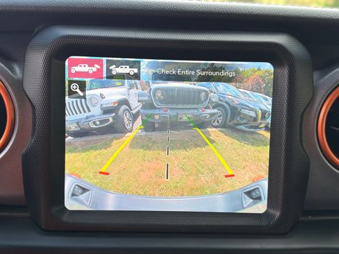 Used 2021 Jeep Gladiator Mojave AWD/4WD image 26