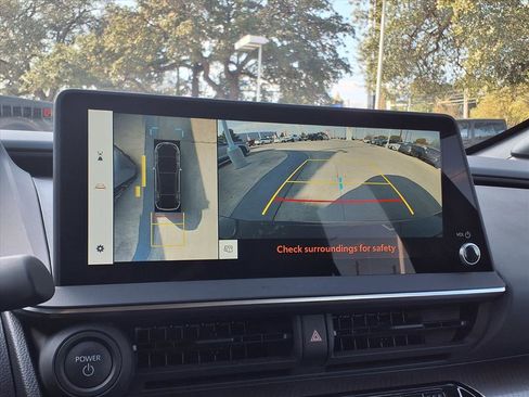 Used 2025 Toyota Prius Limited image 14