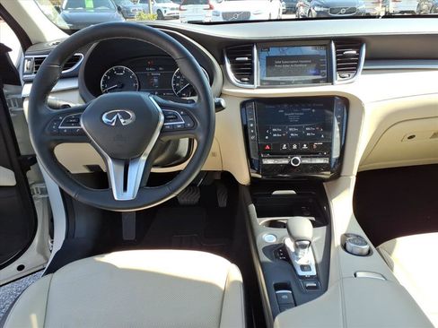 Used 2019 INFINITI QX50 Essential w/ Proassist Package image 12