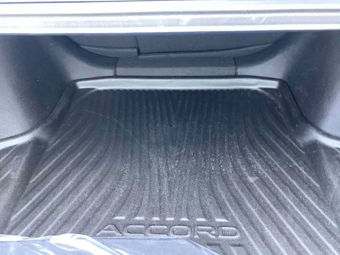 Used 2025 Honda Accord SE image 14