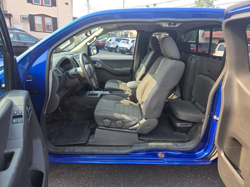 Used 2014 Nissan Frontier PRO-4X AWD/4WD image 25