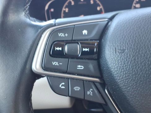 Used 2018 Honda Accord EX-L image 22